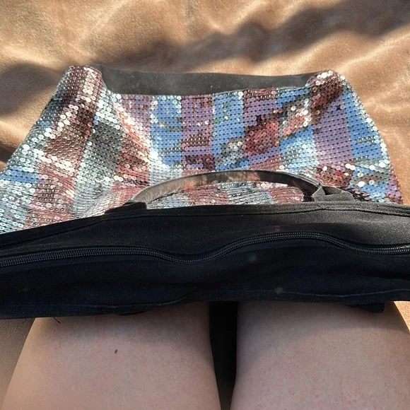 Victoria Secret Sequin Tote Bag - Picture 5 of 8